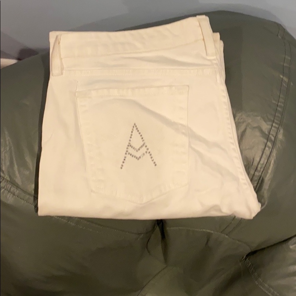 Off white 7 for all mankind jeans